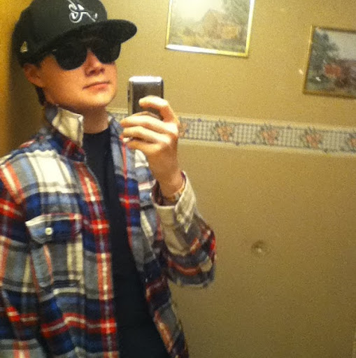 Caleb Berry Photo 31
