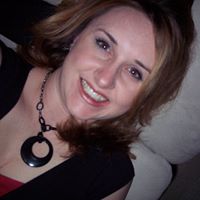 Melanie Peterson Photo 37