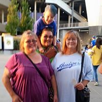 Lynda Robbins Photo 14