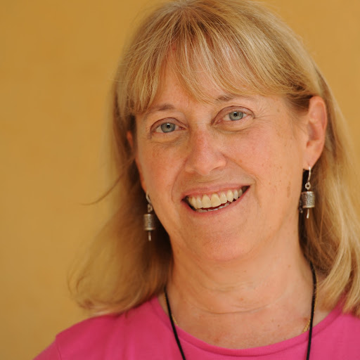 Amy Tompkins Photo 13