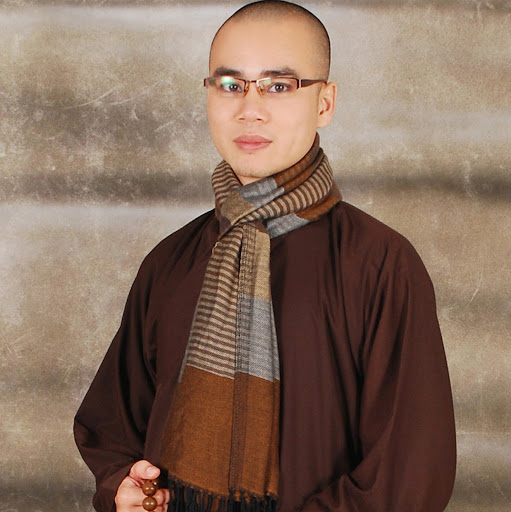 Chau Dinh Photo 19