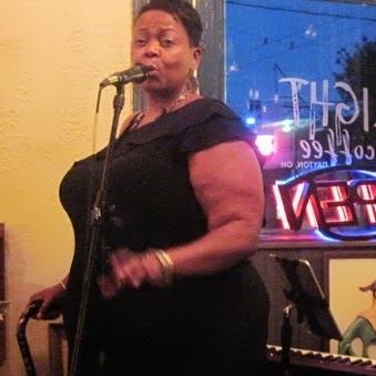 Teresa Hunt Photo 28