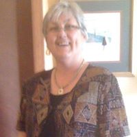 Elizabeth Bone Photo 6