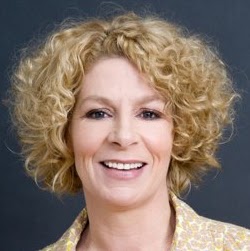 Pauline Young Photo 6