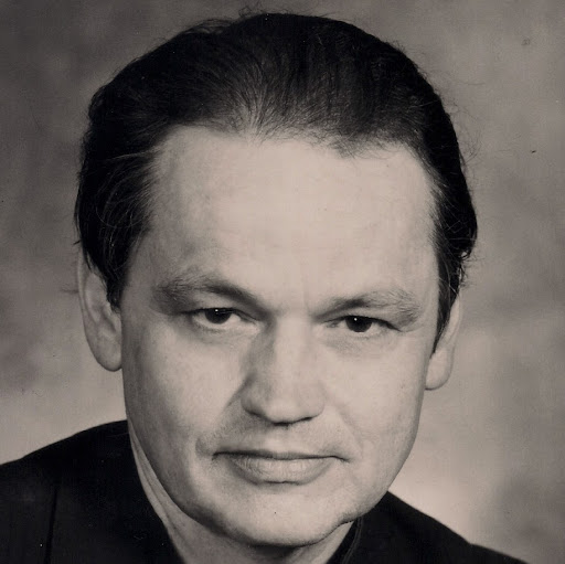 James Schneider Photo 47