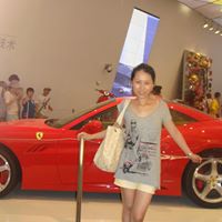 Lili Xie Photo 13