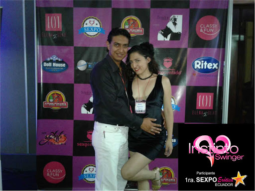 Jenny Leo Photo 16