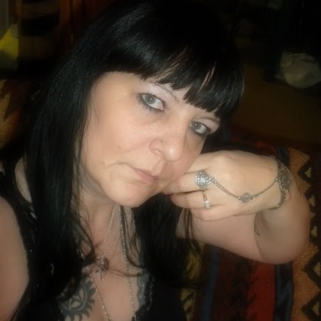 Donna Charles Photo 23