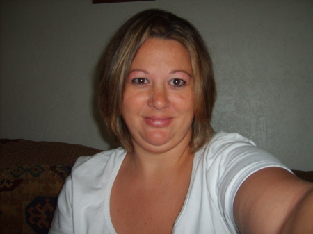 Kelly Roebuck Photo 6