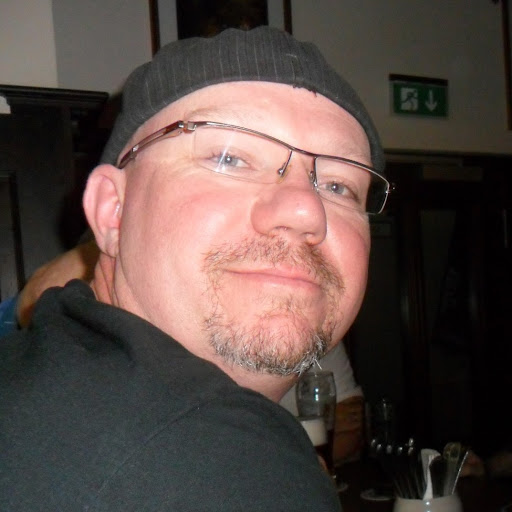 Eric Arnett Photo 7