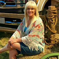 Terri Ballard Photo 16