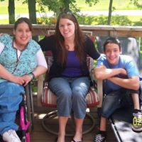 Holly Gray Photo 23