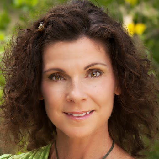 Marianne Jones Photo 31