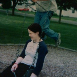 Amanda Nolan Photo 35