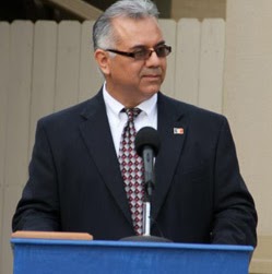 Richard Rodriguez Photo 32
