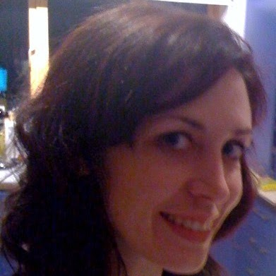 Elizabeth Hanlon Photo 16
