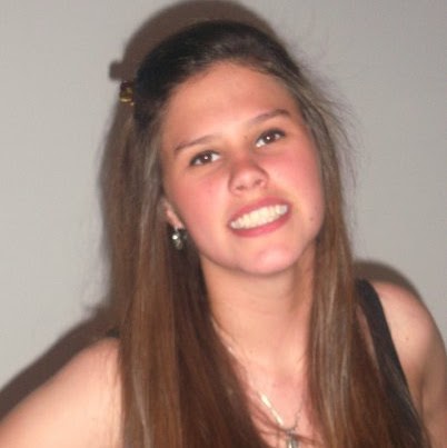 Perla Aguilar Photo 7