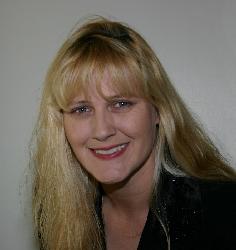 Melissa Douglas Photo 9
