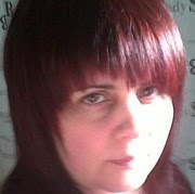 Andrea Leach Photo 11
