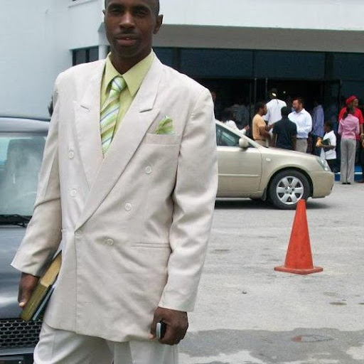 Maurice Hunter Photo 11
