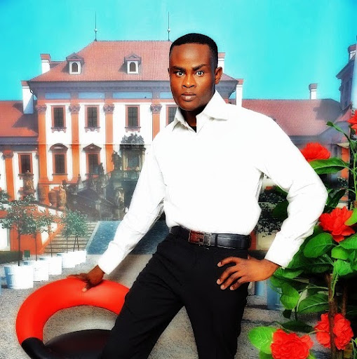 Mohamed Yousif Photo 28