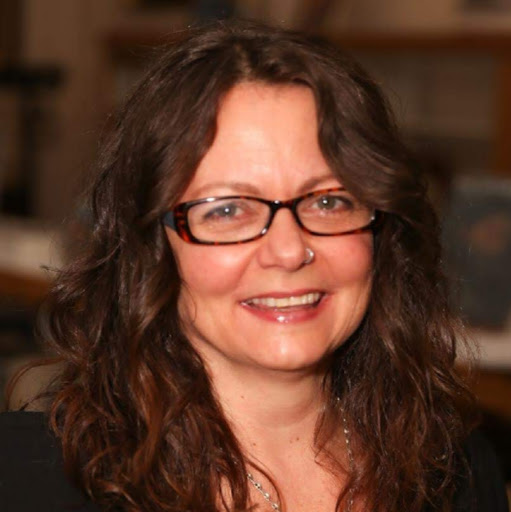 Julie Jenkins Photo 29