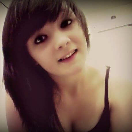 Corina Lee Photo 8