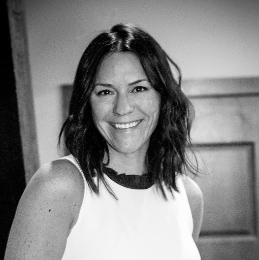 Lisa Barnhart Photo 35