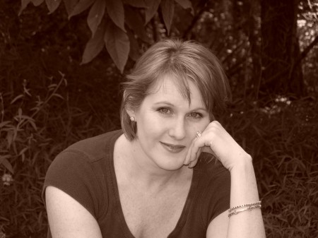 Lori Bentley Photo 22
