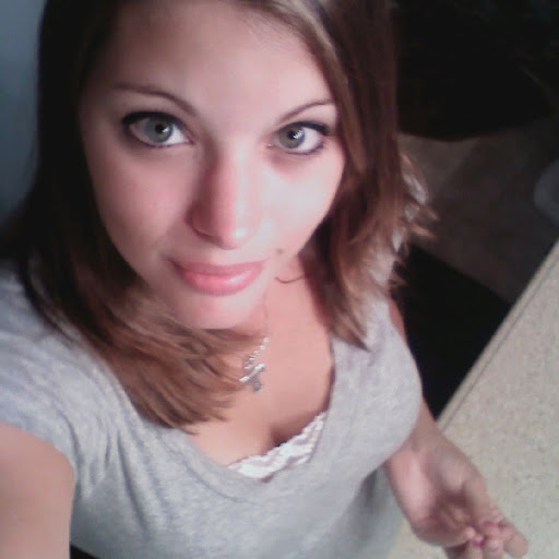 Stephanie Demarco Photo 8