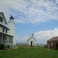 Veronica Bowers Photo 8