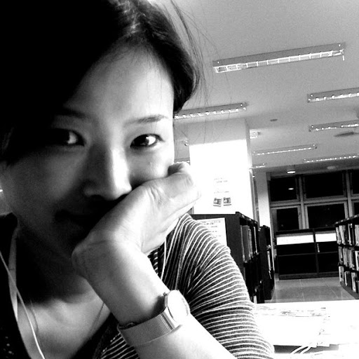 Tina Lin Photo 19