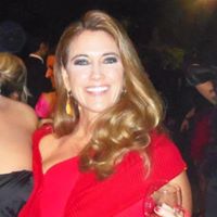 Rachel Bryan Photo 36