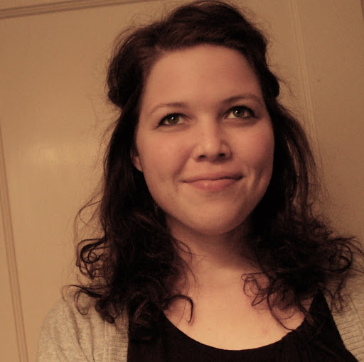 Jennifer Rowe Photo 11