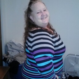 Shelly Strong Photo 20