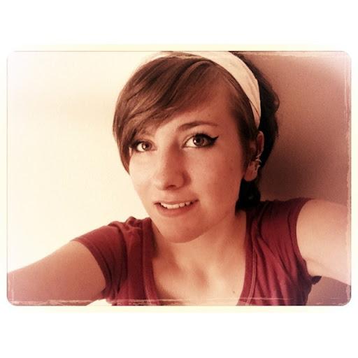 Laura Morris Photo 30