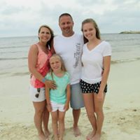 Danielle Becker Photo 12