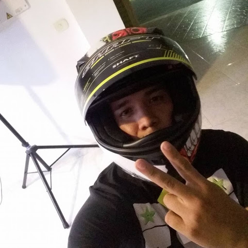 Alejandro Cordoba Photo 33