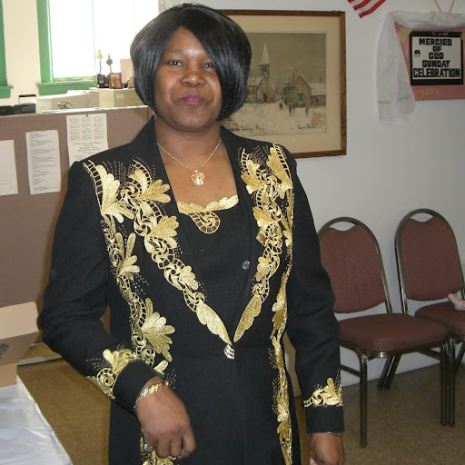 Carolyn Arnett Photo 32