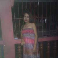 Ana Candelario Photo 7