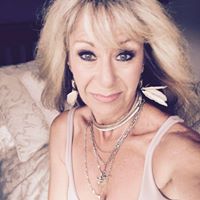 Debbie Hansen Photo 4