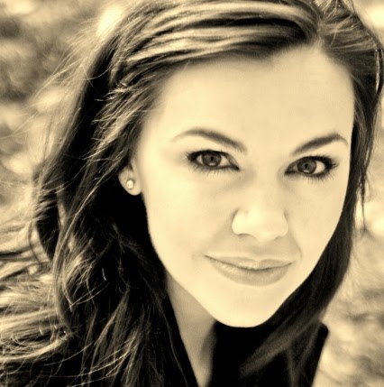 Kristen Brewer Photo 30