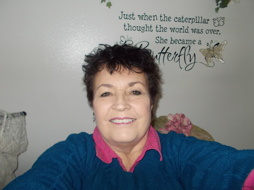 Theresa Pratt Photo 16
