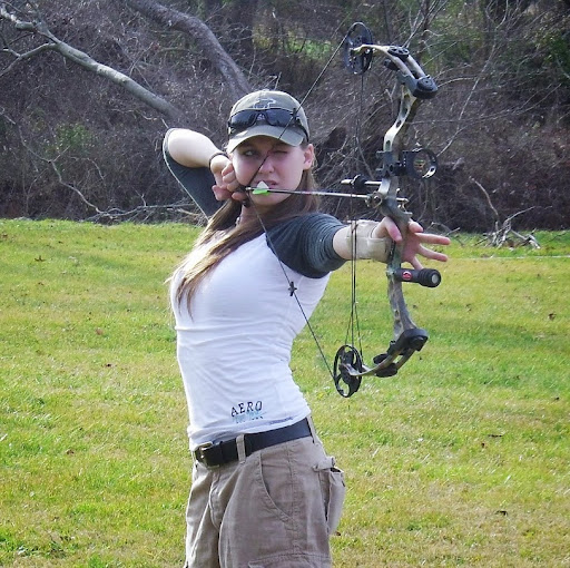 Danielle Shaffer Photo 37