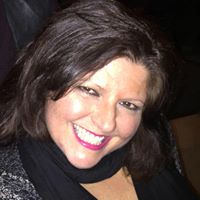 Lisa Pellegrino Photo 40