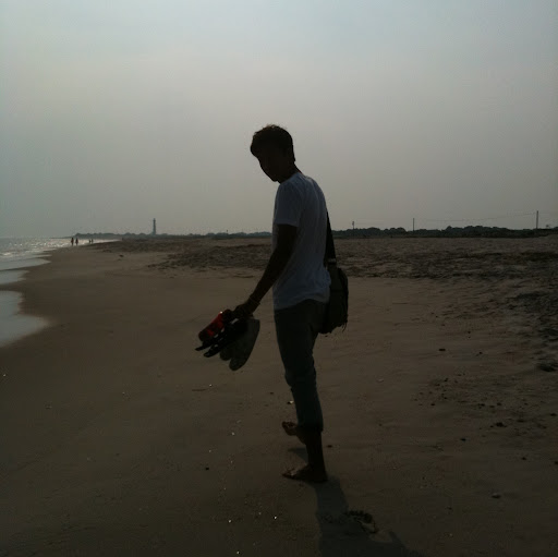 Andrew Low Photo 9