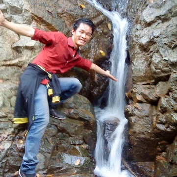Tan Ngo Photo 30