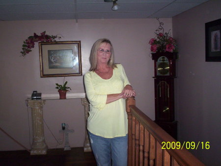 Rhonda Lewis Photo 10