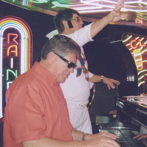 Larry Schneider Photo 8