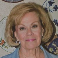 Lorraine Thompson Photo 45